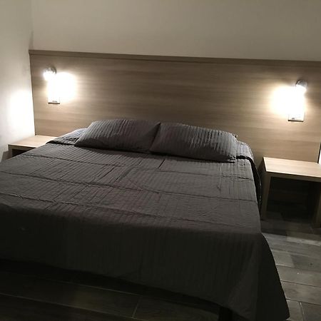 Soperga Guesthouse Milano Esterno foto